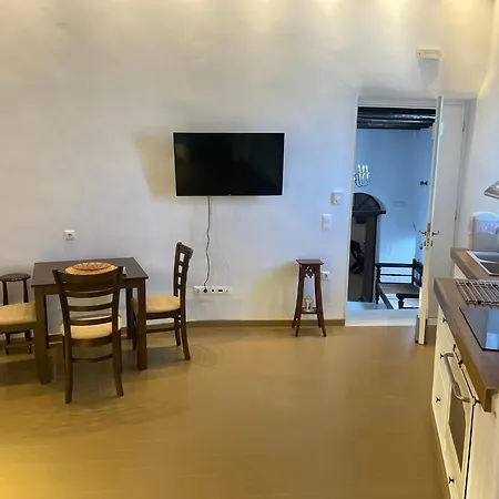 Katharsis Palace 15th Century Art At Naxos Old Town Ii * Naxos City