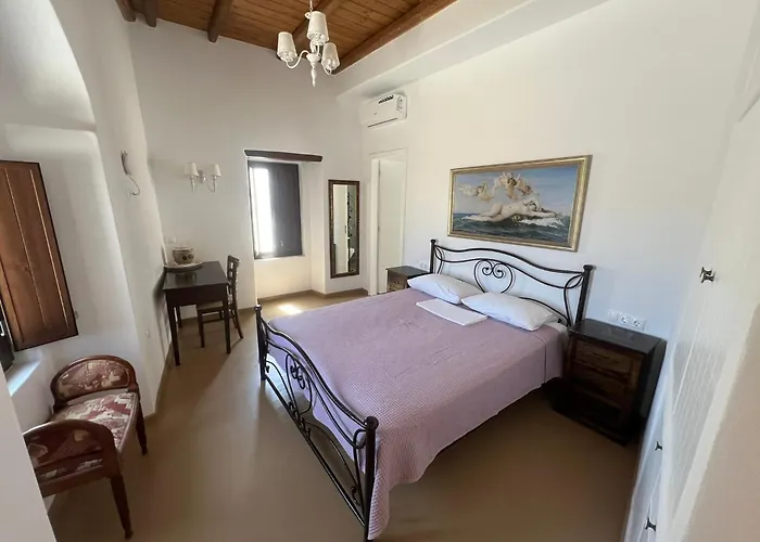 Katharsis - 15th C Venetian Palace - Naxos Old Town Ii * Naxos City