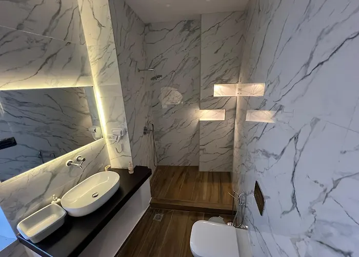 公寓 Katharsis - 15th C Venetian Palace - Naxos Old Town Ii