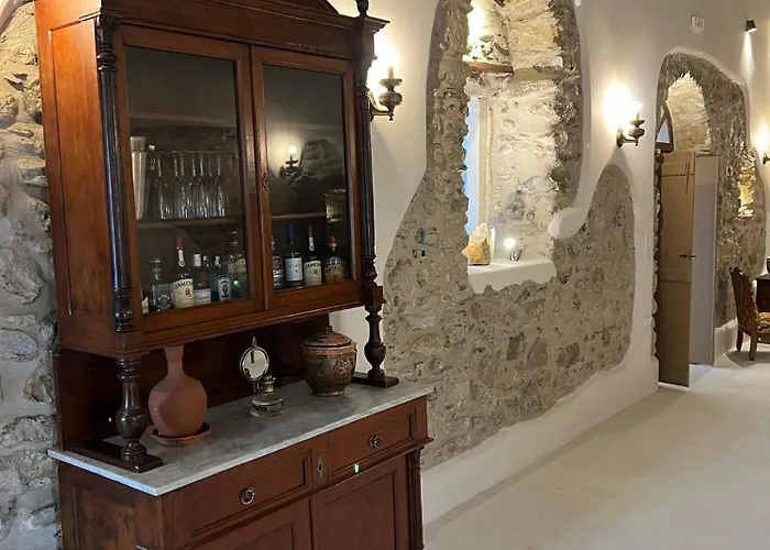 Katharsis - 15th C Venetian Palace - Naxos Old Town Ii Naxos City